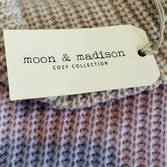 Moon & Madison Cowl Neck Crop Top Sweater, Knit Long Sleeved, size M - Picture 4 of 6